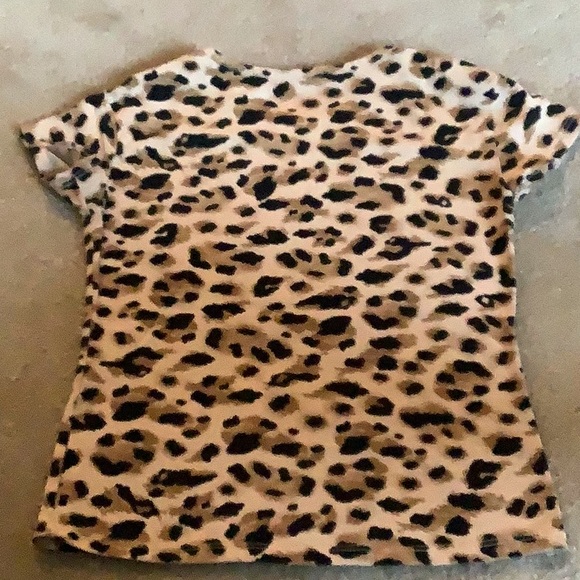 365 KIDS Garanimals top,leopard & Gold cute pattern size (6) stretchy. - Picture 2 of 7